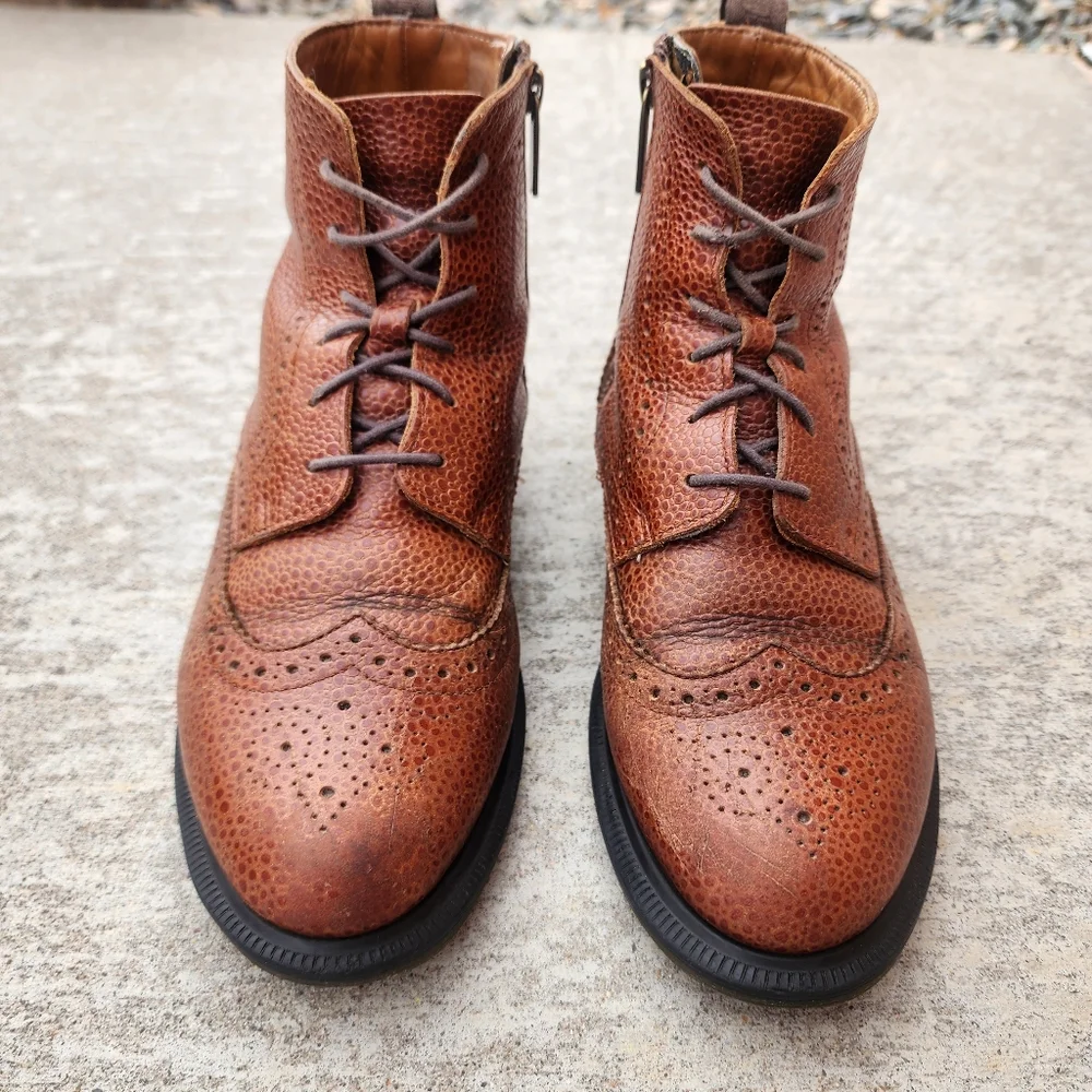 DR. MARTENS Delphine Brown Pebbled Leather Wingtip Oxford Lace Up Zip Up Boot, 8 - Picture 5 of 10